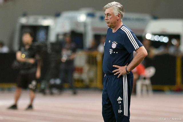 39岁詹姆斯场均30+5+9当选周最佳 史上第二老